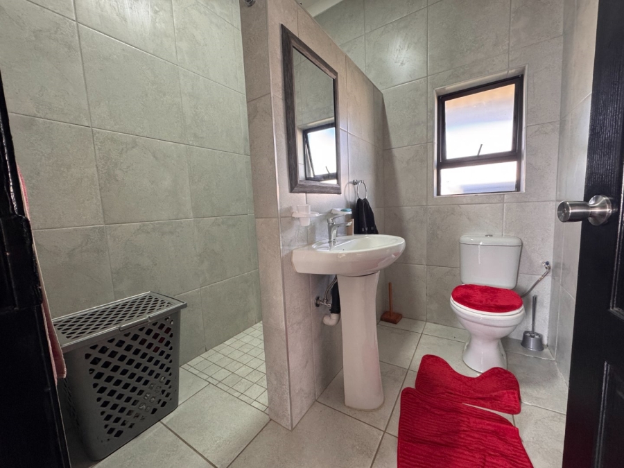 7 Bedroom Property for Sale in Deneysville Free State